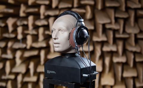 ISVR Noice Cancellation headphones